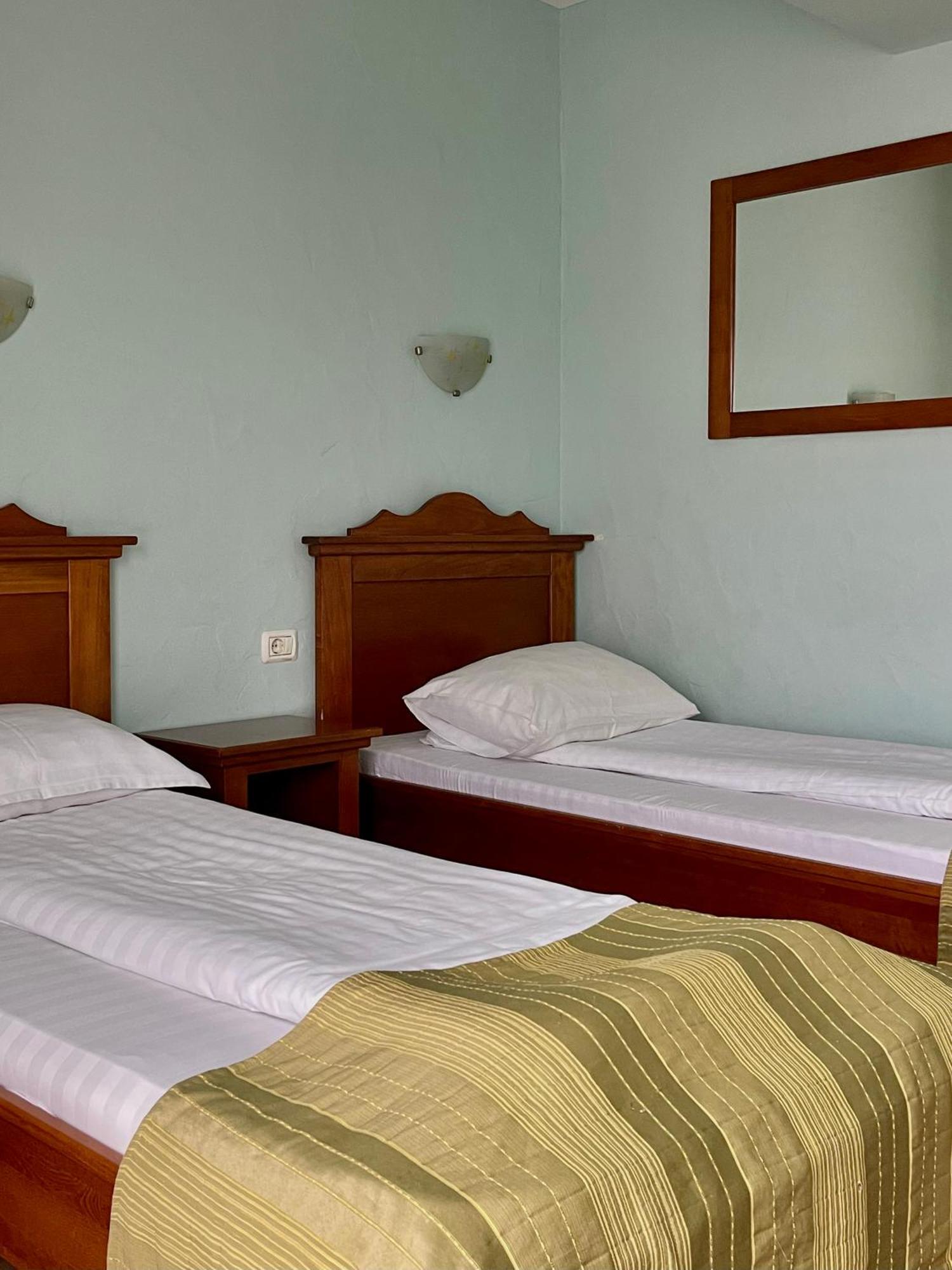 Hotel Lucy Star Κλουζ-Ναπόκα Εξωτερικό φωτογραφία