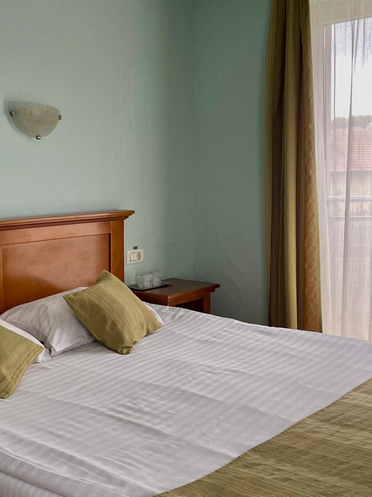 Hotel Lucy Star Κλουζ-Ναπόκα Εξωτερικό φωτογραφία